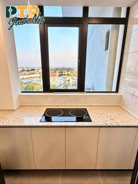 Kondominium untuk Dijual di Wellspring Residences - Jack Ng - Kitchen - PropertyGuru.com.my