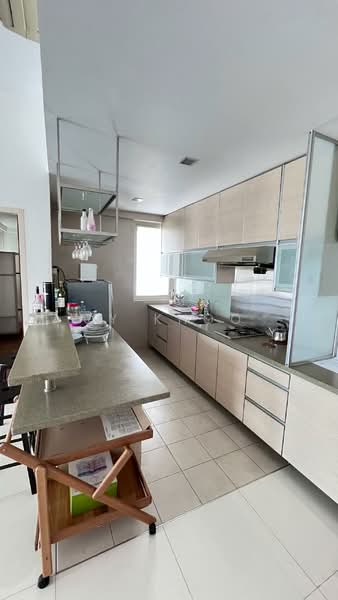 Suasana Sentral Loft untuk Untuk Dijual - RM 668,000, Mac 2026 - Kitchen - PropertyGuru.com.my