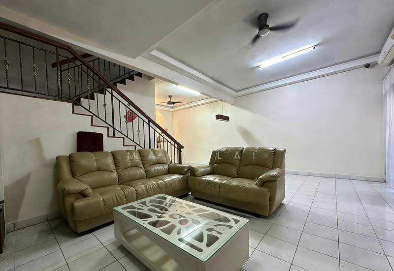 2-storey Terraced House for Sale in Bandar Seri Alam (Masai) - Mark Lai - Living Room - PropertyGuru.com.my