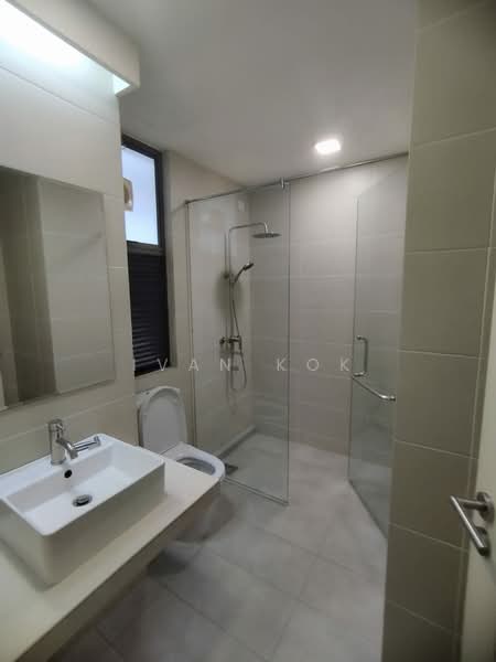 Condominium for Rent at Ara Hill Condominium - Ivan Kok - Bathroom - PropertyGuru.com.my
