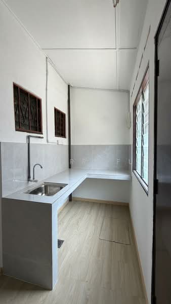 2-storey Terraced House for Rent in Ampang Jaya (Ampang) - Cherry Fu - Kitchen - PropertyGuru.com.my