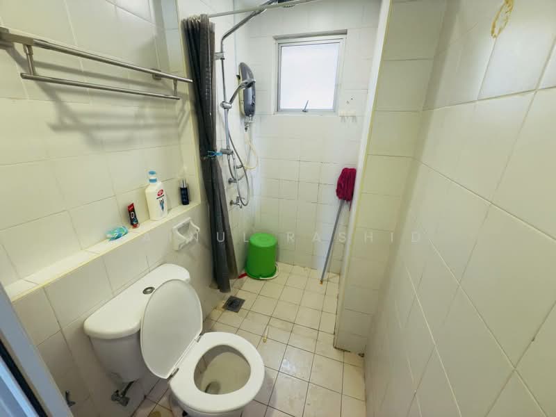 Condominium for Sale at Park Avenue - Zainul Rashid - Bathroom - PropertyGuru.com.my