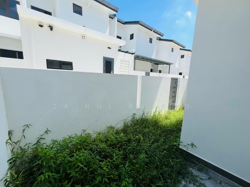 2-storey Terraced House for Sale in Sepang (Selangor) - Zainul Rashid - Exterior - PropertyGuru.com.my