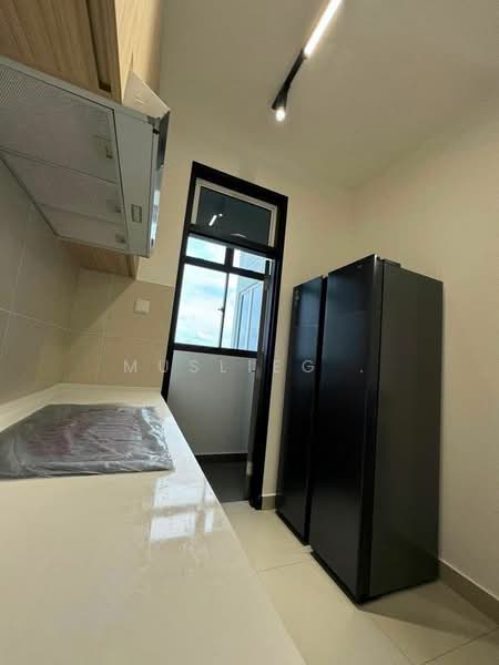 Service Residence for Rent at TRELLIS RESIDENCES - Muslieg . - Kitchen - PropertyGuru.com.my