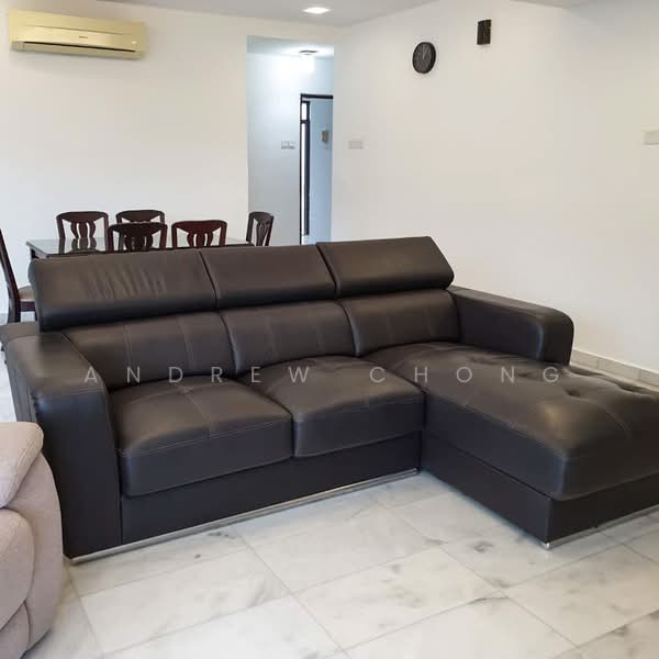 Marina Tower (Ratu Mutiara) untuk Untuk Disewa - RM 1,950 /bulan, Apr 2026 - Living Room - PropertyGuru.com.my