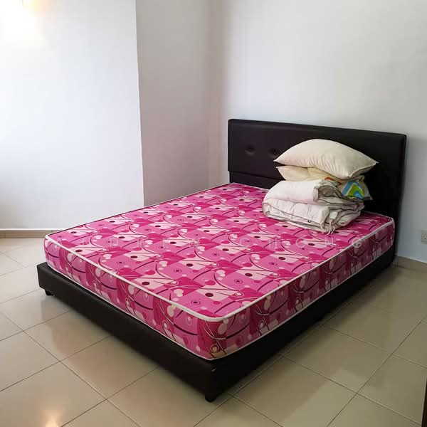 Condominium for Sale at Marina Tower (Ratu Mutiara) - Andrew Chong - Bedroom - PropertyGuru.com.my