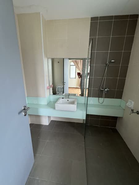 3-storey Terraced House for Rent in Cyberjaya (Selangor) - Gaily Tay - Bathroom - PropertyGuru.com.my