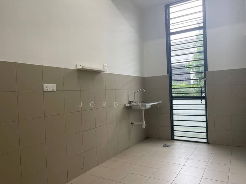 Imperial Jade Residenz untuk Untuk Dijual - RM 560,000, Mac 2026 - Kitchen - PropertyGuru.com.my