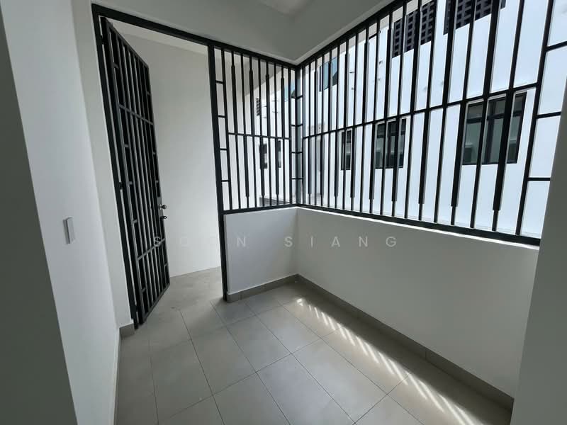 2-storey Terraced House for Sale in Taman Dato Onn (Johor Bahru) - Soon Siang - Balcony - PropertyGuru.com.my