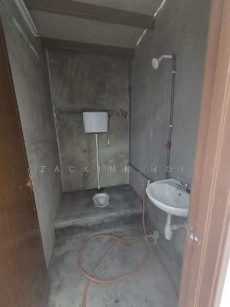 Factory for Rent in Pulau Indah (Klang) - Zackinn Hoi - Bathroom - PropertyGuru.com.my