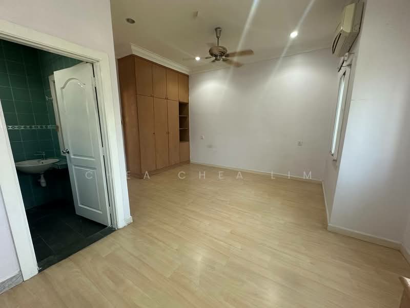 Semi-Detached House for Sale in Taman Merdeka (Ipoh) - Chea Chea Lim - Bathroom - PropertyGuru.com.my