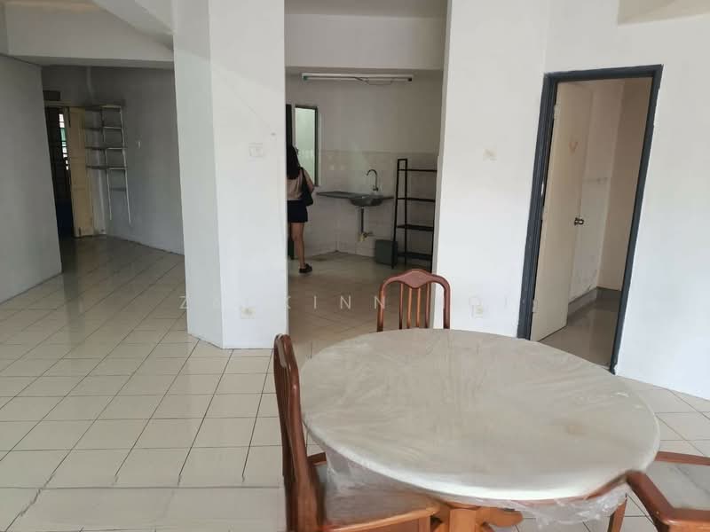 Condominium for Rent at Regency Condominium - Zackinn Hoi - Interior - PropertyGuru.com.my