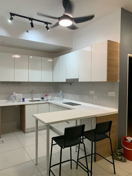 The Glenz @ Glenmarie untuk Untuk Disewa - RM 1,800 /bulan, Mac 2026 - Kitchen - PropertyGuru.com.my