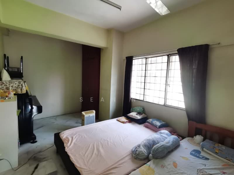 Meadow Park 3 untuk Untuk Dijual - RM 330,000, Apr 2026 - Bedroom - PropertyGuru.com.my