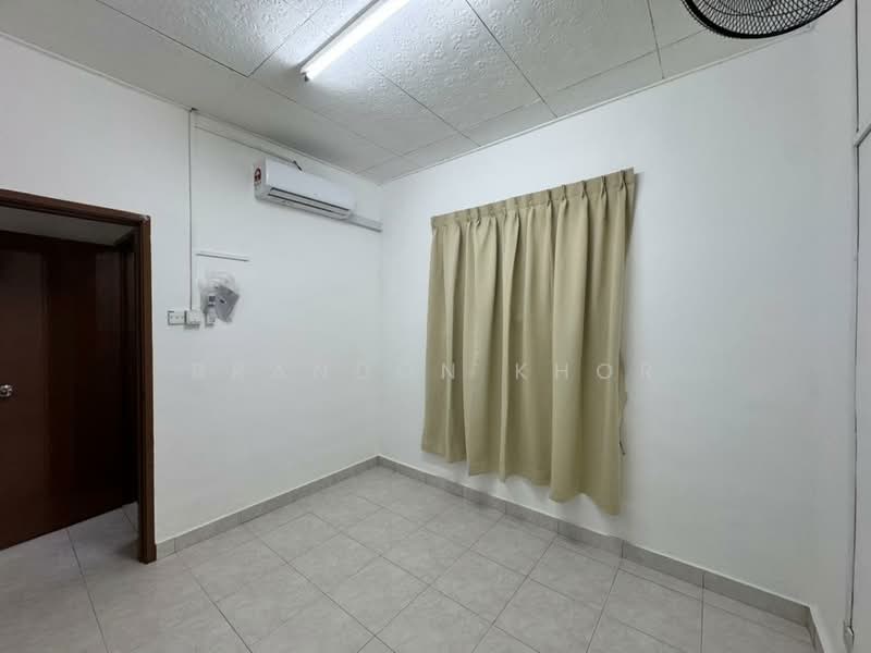 2-storey Terraced House for Rent in Taman Bestari Indah (Ulu Tiram) - Brandon Khor - Interior - PropertyGuru.com.my