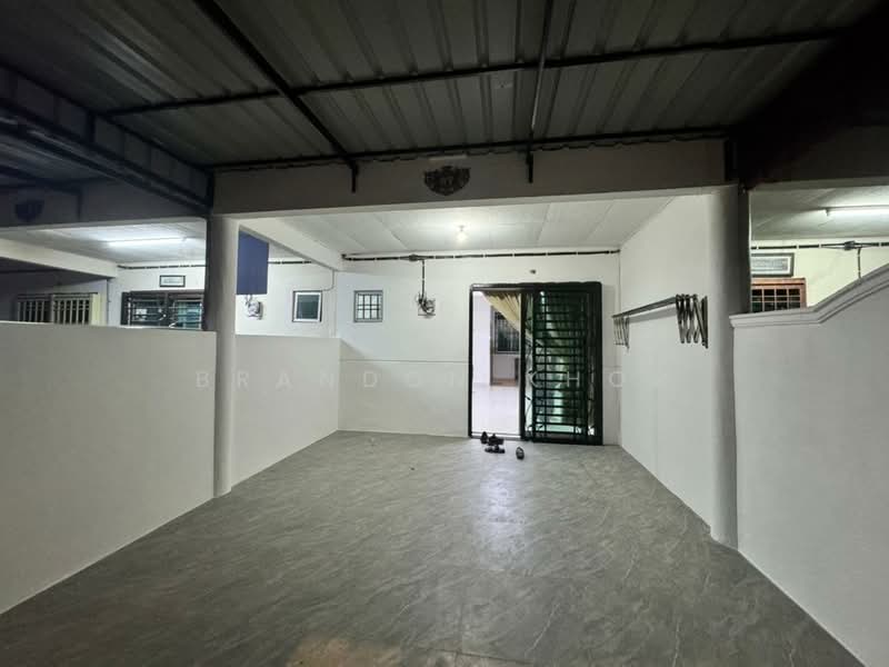 2-storey Terraced House for Rent in Taman Bestari Indah (Ulu Tiram) - Brandon Khor - Exterior - PropertyGuru.com.my