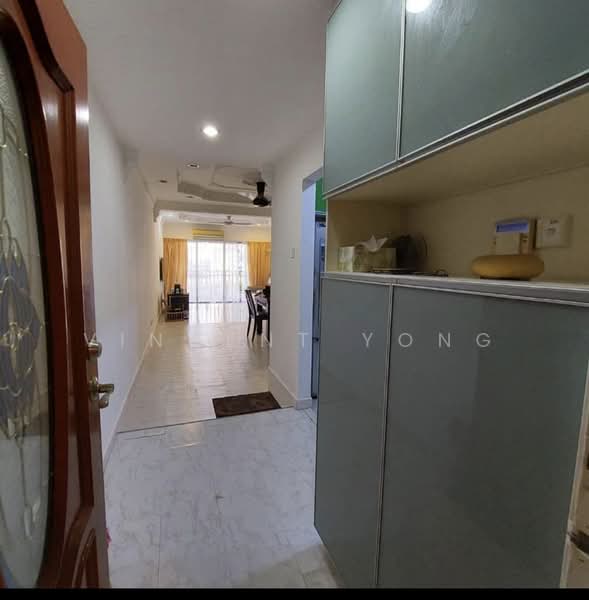 Condominium for Sale at Sri Putramas - Vincent Yong - Corridor - PropertyGuru.com.my