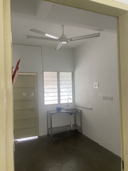 Taman United untuk Untuk Dijual - RM 830,000, Mac 2026 - Kitchen - PropertyGuru.com.my