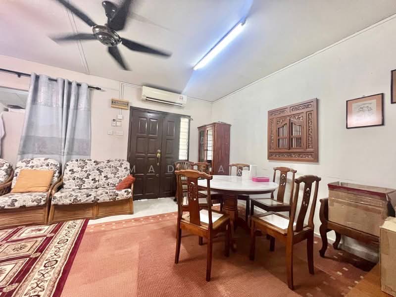 Rumah Teres 2 Tingkat untuk Dijual di Seksyen 19 (Shah Alam) - Ahmad Fadlee - PropertyGuru.com.my