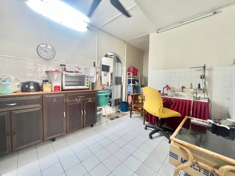 Rumah Teres 2 Tingkat untuk Dijual di Seksyen 19 (Shah Alam) - Ahmad Fadlee - PropertyGuru.com.my