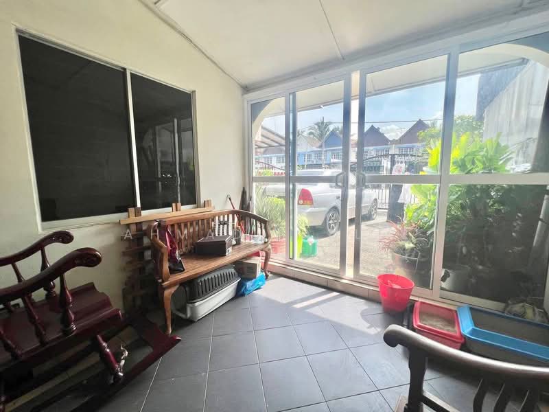 Rumah Teres 2 Tingkat untuk Dijual di Seksyen 19 (Shah Alam) - Ahmad Fadlee - PropertyGuru.com.my