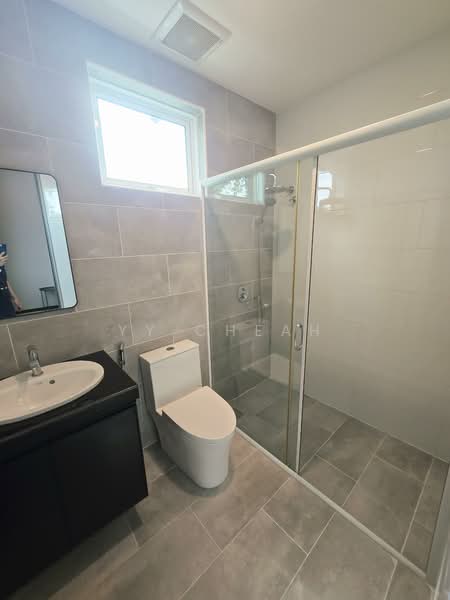 Semi-Detached House for Sale in Tiger Lane (Ipoh) - YY Cheah - Bathroom - PropertyGuru.com.my