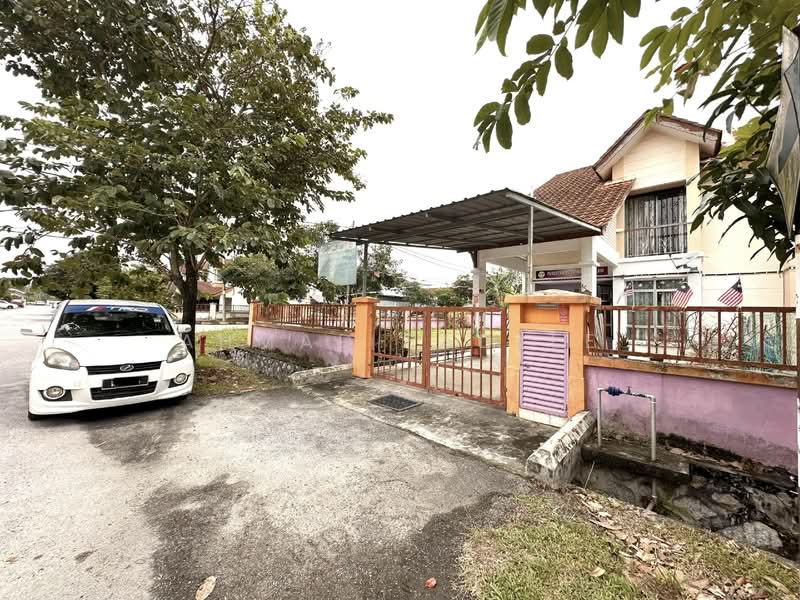 2-storey Terraced House for Sale in Puncak Alam (Selangor) - Ahmad Fadlee - PropertyGuru.com.my