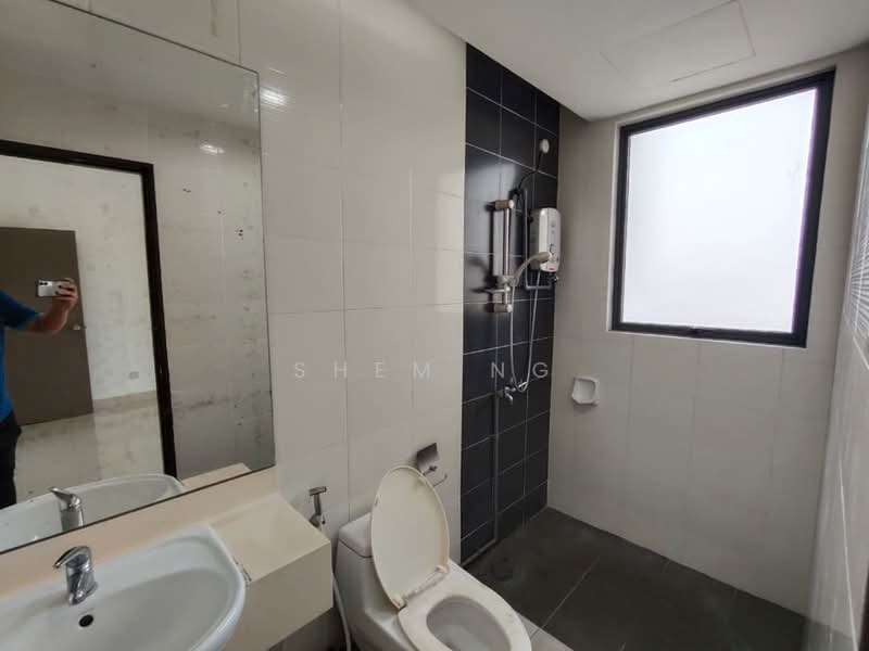 Apartment for Sale at Bayu @ Pandan Jaya - Shem Ng - Bathroom - PropertyGuru.com.my