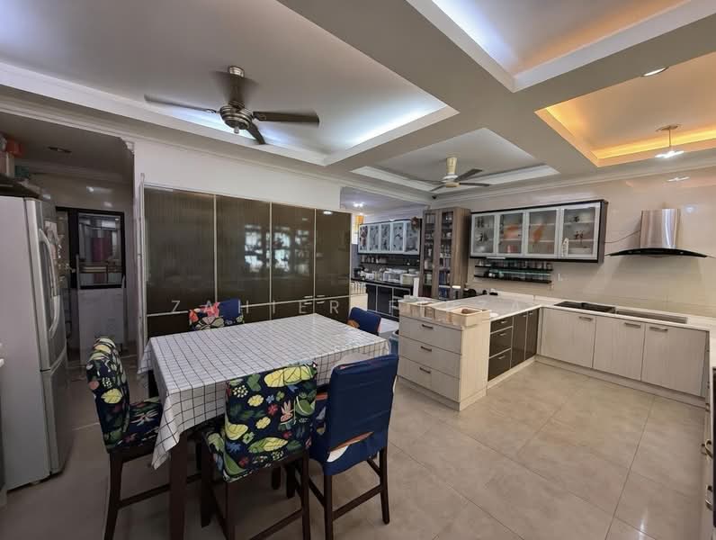 2-storey Terraced House for Sale in Taman Mutiara Indah (Puchong) - Zahier Firza - Kitchen - PropertyGuru.com.my