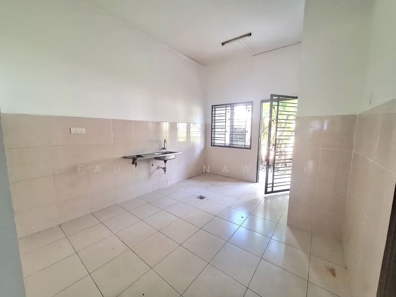 2-storey Terraced House for Sale in Nilai (Negeri Sembilan) - Fauran Nawawi - Kitchen - PropertyGuru.com.my