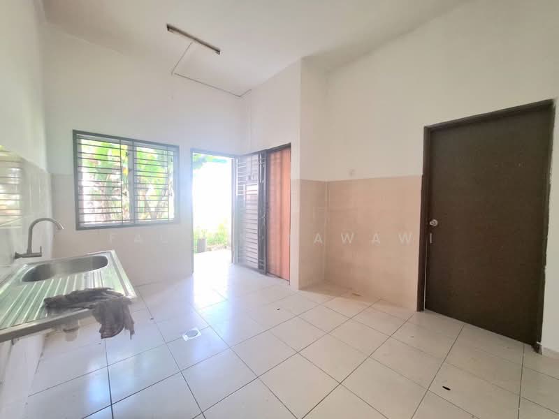 2-storey Terraced House for Sale in Nilai (Negeri Sembilan) - Fauran Nawawi - Kitchen - PropertyGuru.com.my