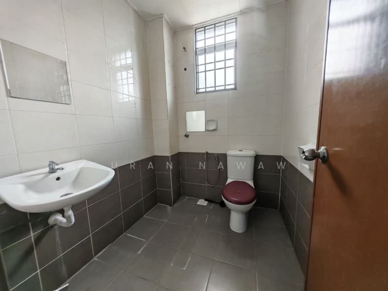 2-storey Terraced House for Sale in Semenyih (Selangor) - Fauran Nawawi - PropertyGuru.com.my