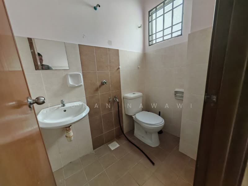 2-storey Terraced House for Sale in Semenyih (Selangor) - Fauran Nawawi - PropertyGuru.com.my