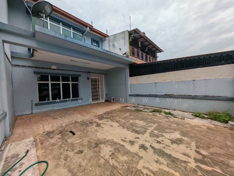 2-storey Terraced House for Sale in Semenyih (Selangor) - Fauran Nawawi - PropertyGuru.com.my