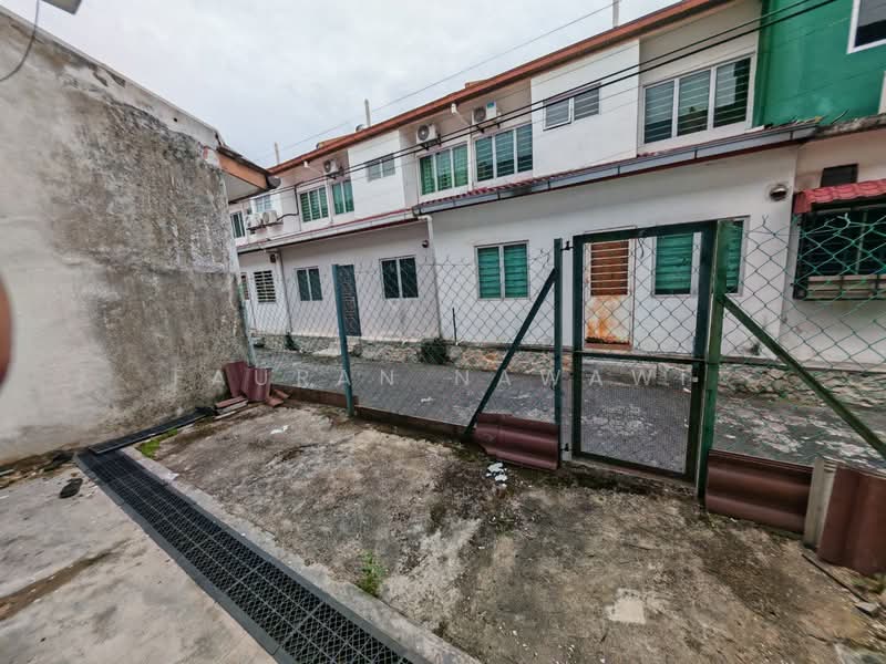 2-storey Terraced House for Sale in Semenyih (Selangor) - Fauran Nawawi - PropertyGuru.com.my