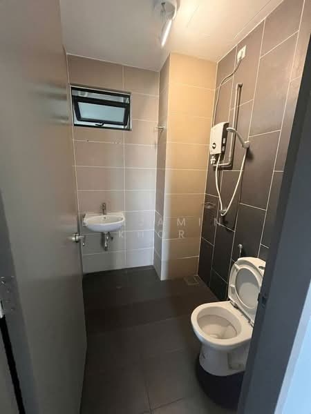 Service Residence for Rent at Zentro Residences Serviced Apartment - Benjamin Khor - Common Bath - PropertyGuru.com.my