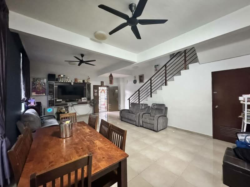 2-storey Terraced House for Sale in Taman Nusa Sentral (Iskandar Puteri (Nusajaya)) - Alex Ng - Living Room - PropertyGuru.com.my