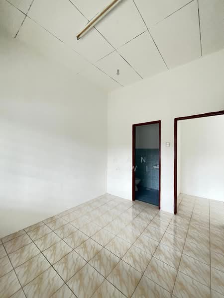 1-storey Terraced House for Sale in Klang (Selangor) - Fauran Nawawi - PropertyGuru.com.my