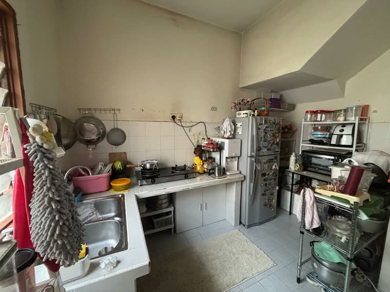 2-storey Terraced House for Sale in Kuala Lumpur (Kuala Lumpur) - Raja Zarina - Kitchen - PropertyGuru.com.my