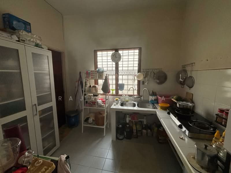 2-storey Terraced House for Sale in Kuala Lumpur (Kuala Lumpur) - Raja Zarina - Kitchen - PropertyGuru.com.my