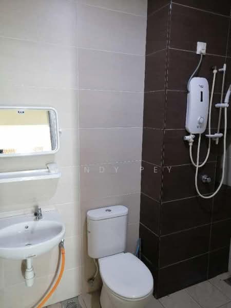 Condominium for Sale at Pangsapuri Kamelia (Camellia Park) - Wendy Pey - Bathroom - PropertyGuru.com.my