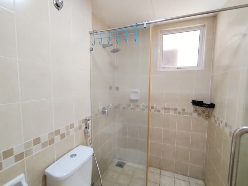 Casa Mutiara untuk Untuk Disewa - RM 1,499 /bulan, Apr 2026 - Bathroom - PropertyGuru.com.my