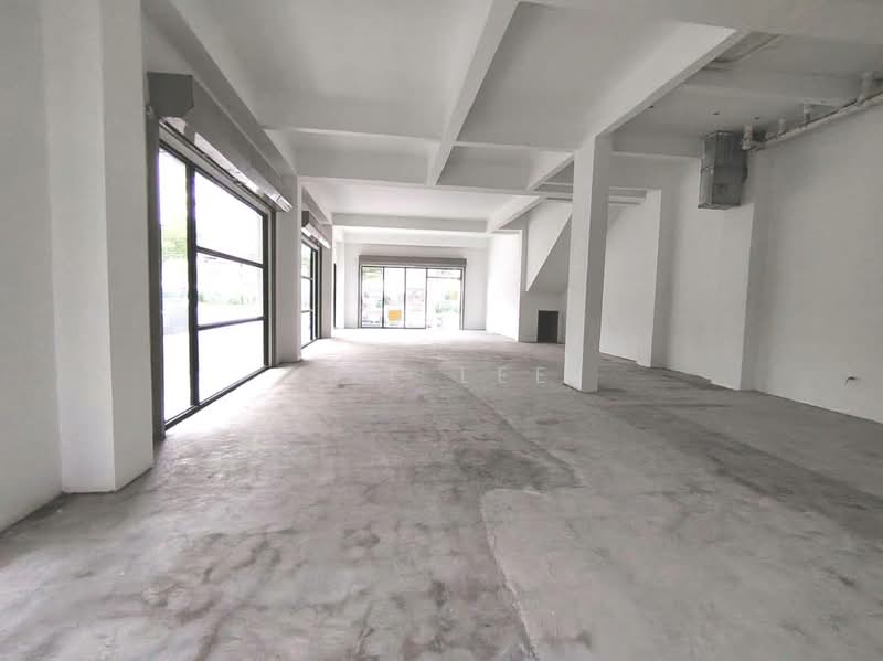 Shop for Rent in Taman Molek (Johor Bahru) - Sze Lee - Interior - PropertyGuru.com.my