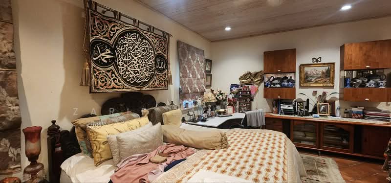 Bungalow for Sale in Shah Alam (Selangor) - Zarif Zahisham - PropertyGuru.com.my