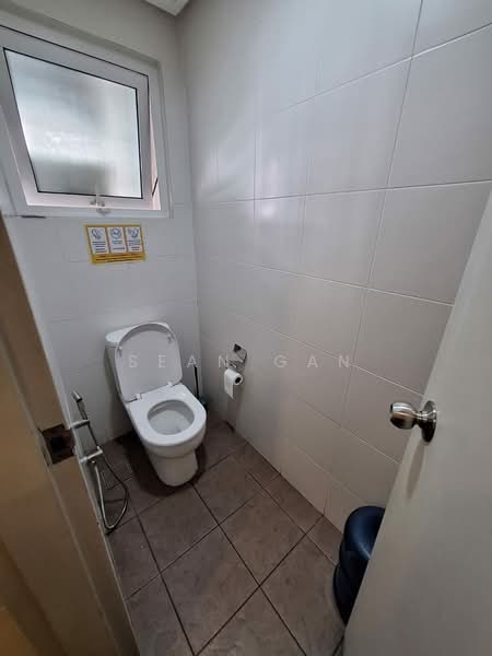 Office for Rent in Sungai Besi (Kuala Lumpur) - Sean Gan - Bathroom - PropertyGuru.com.my