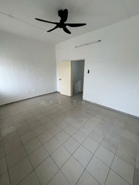 2-storey Terraced House for Rent in Taman Klang Utama (Kapar) - Jay Tan - Interior - PropertyGuru.com.my