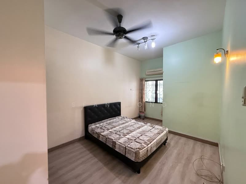 Rumah Teres 3 Tingkat untuk Disewa di Selayang (Selangor) - Sean Yong - Bedroom - PropertyGuru.com.my