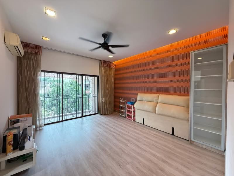 Rumah Teres 3 Tingkat untuk Disewa di Selayang (Selangor) - Sean Yong - Living Room - PropertyGuru.com.my