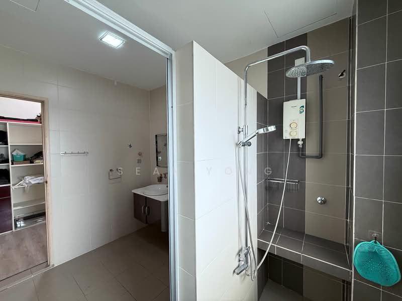 Rumah Teres 3 Tingkat untuk Disewa di Selayang (Selangor) - Sean Yong - Bathroom - PropertyGuru.com.my
