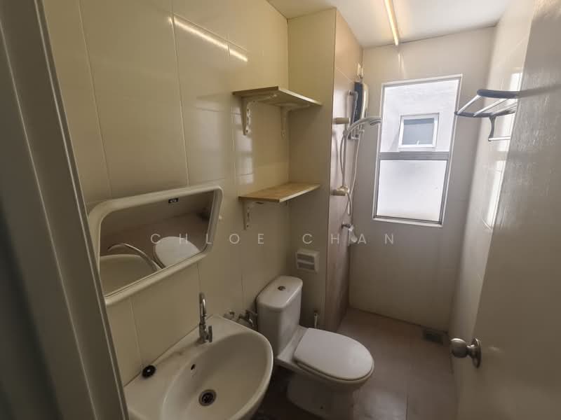 Condominium for Sale at The iResidence - Chloe Chan - Bathroom - PropertyGuru.com.my